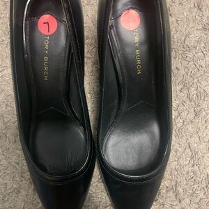 Tory Burch Black Women's Shoes EXCELLENT CONDITION. View video! Offers accepted.